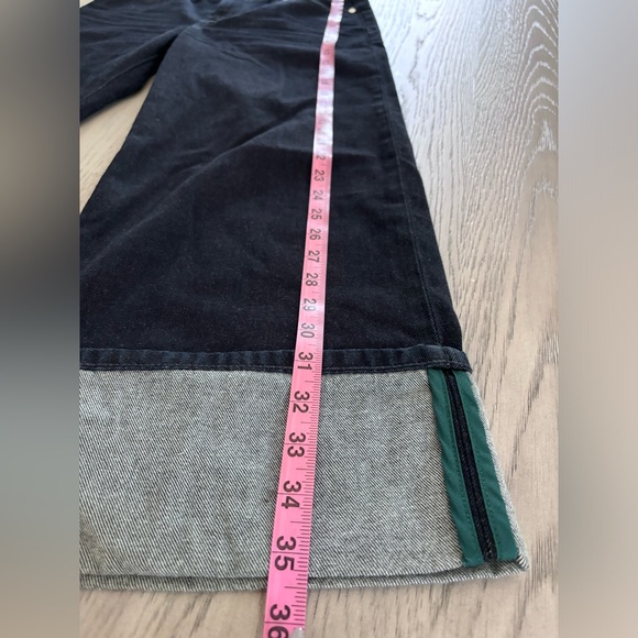 BCBG Dark Wash Cuffed Jeans Size 26 - Picture 10 of 11